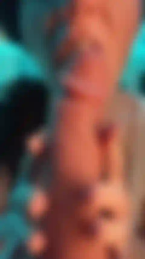 Bj et des propos grossiers.