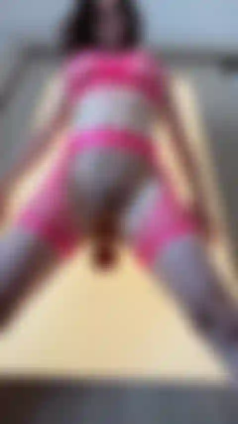 Je baise la porte - vue en dessous.