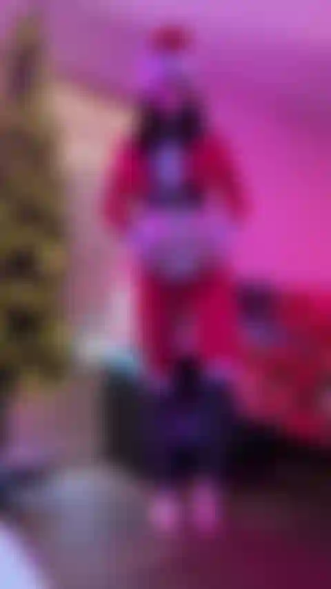 Je suce la bite du père noël.