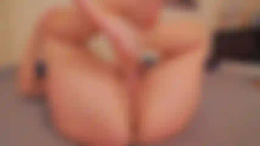 Doigte-moi la chatte.