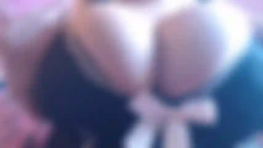 Joi tease, baise un énorme gode et jouit.