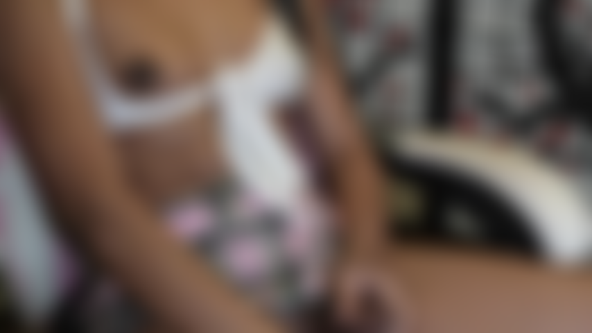 Bite et cul éjaculent.