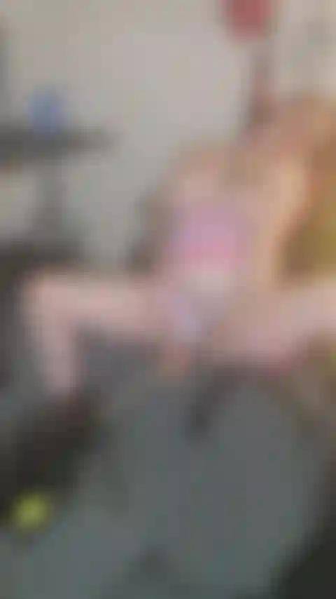 Sex machine in mich w mamelon clapms.