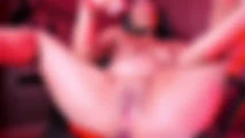 Mon éjaculation, je reçois mes doigts.