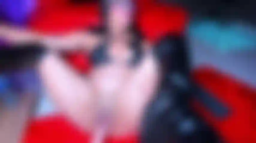 Baise-moi avec la machine sans t'arrêter.