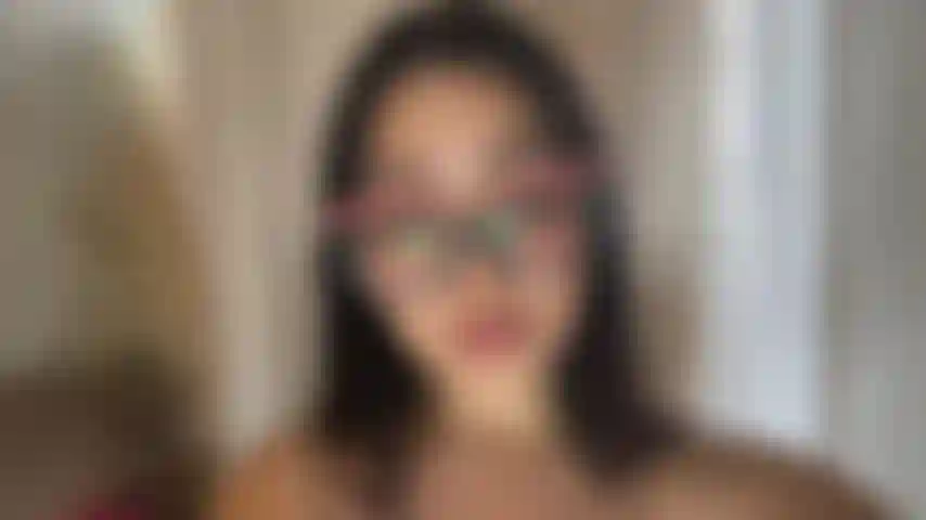 Des croix devant mon visage.