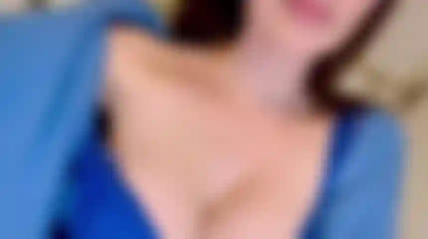 Mes seins ont-ils l'air gros là-dedans ?