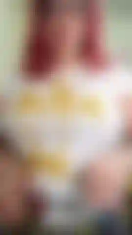 Je déchire mes vêtements...