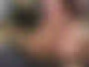 La femme de stepford fait des crêpes pour son mari et lui donne un bj avec beaucoup de gorge profonde.