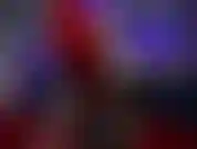 J'adore mes bottes et ma jupe en cuir. Servez-moi bien et je pourrais faire de vous mon esclave.