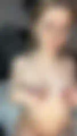 This is my first time playing with ice on my boobs.