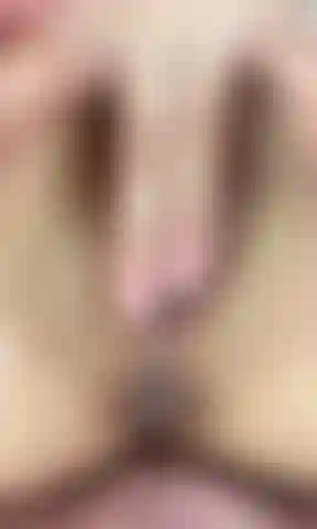 Chatte très crémeuse.