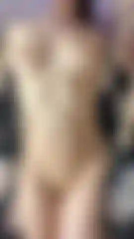 Ta fille est couverte d'huile.