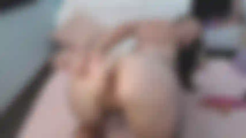 De l'huile partout sur mon butin - twerk/équitation.