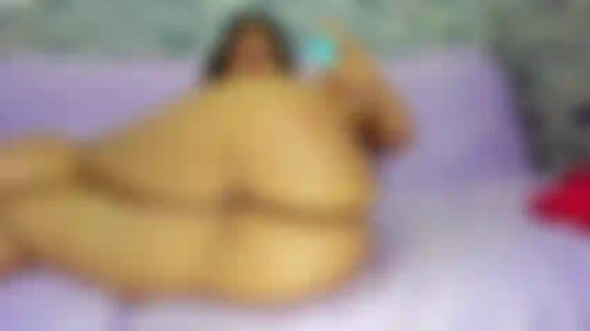 Une fessée et une chevauchée anale.