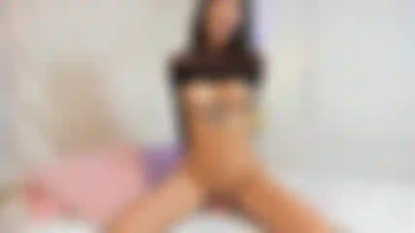 Si vous aimez la position de cow-girl, pendant que mes seins rebondissent, je sais que vous allez adorer ça.