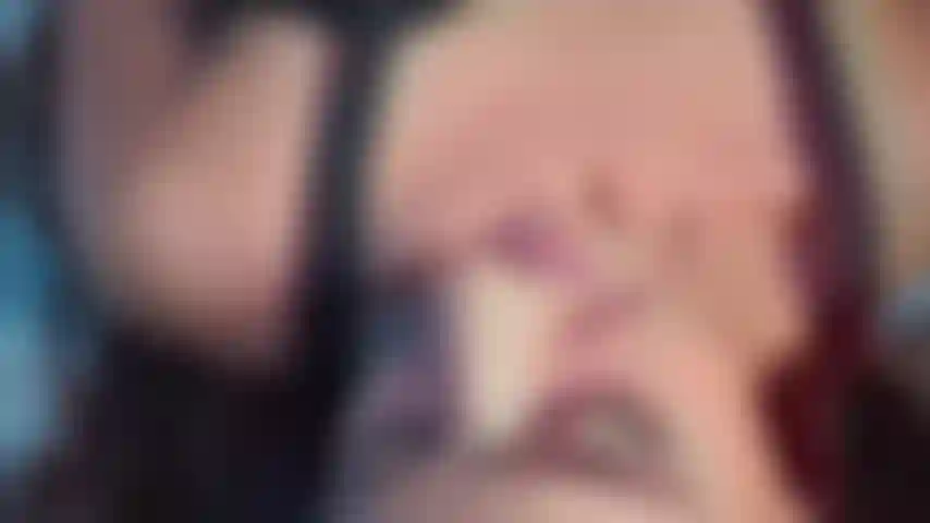 A personal, teasing experience full of confidence and charm.