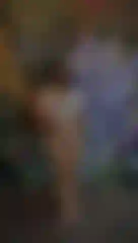 just look at everything that is hidden under this neckline