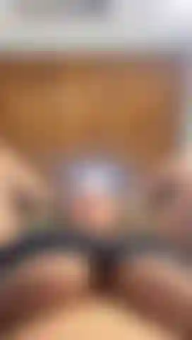 look how I play with..