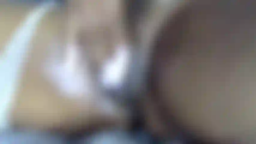 Je frappe ma chatte à cru, alan !