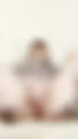 Spreading, Rubbing, Fingering, Edging my pussy
*no orgasm*