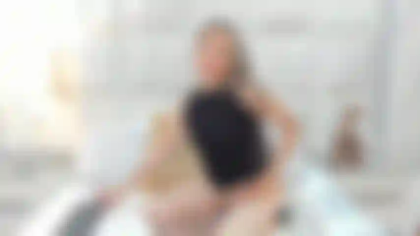 Full_naked_girl,_blowjob,_saliva_on_tits_and_massage_.