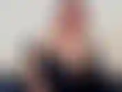 Je pense que tu devrais savoir ce que ta vilaine femme a fait.