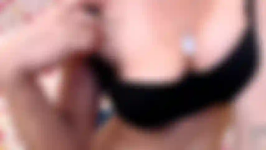 Adoration des mésanges de près.