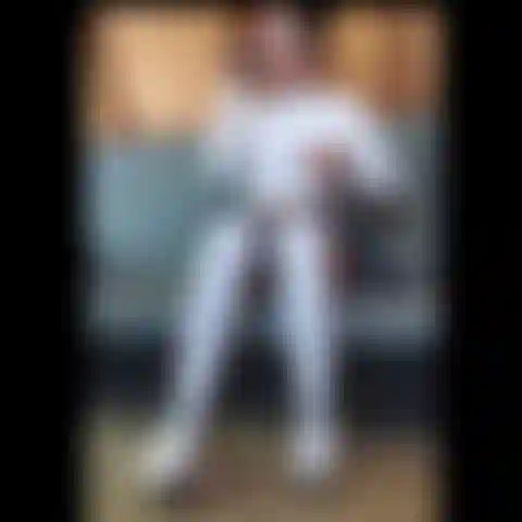 Je suce la bbc et la bite blanche.