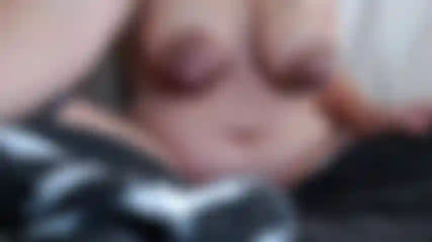 Teaser de flux de lait double et triple.. Tellement de lait ! Regarde combien je peux vaporiser !