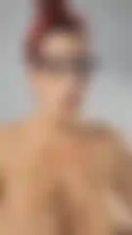 Je veux tellement que ma grossesse se termine parce que je suis fatiguée et endolori tout le temps, je trouve le plan parfait ! Je te supplie de me baiser jusqu'au travail et de continuer à te dire à quel point je veux que tu jouisses en moi encore et encore. Vidéo de gode éjacule. 38 Weeks.