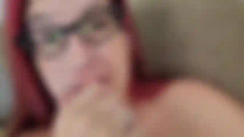 Vues extrêmement rapprochées de mes aréoles sombres de grossesse ! Je les rends ridées et gaies et je montre chaque petit détail d'elles dans cette vidéo ! Beaucoup de belles vues très rapprochées avec des tonnes de détails ! 37 Enceinte de plusieurs semaines.