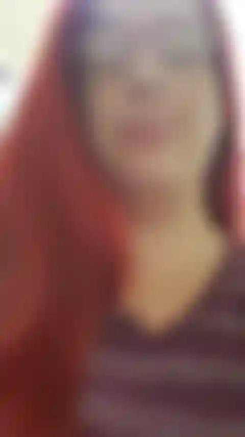 Je mesure mes aréoles et je parle de leur taille. Si vous aimez mes aréoles et que vous voulez me regarder les mesurer et en parler, vous apprécierez cet audio vidéo !