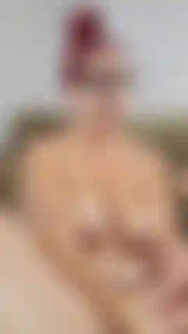 Tu veux me regarder traire ta bite avec ma chatte serrée et humide quand je jouis dessus ? Tu es super excitée et tu souffles le plus gros creampie en moi, puis tu regardes tout couler à la fin ! ( Vidéo de gode éjacule !!) ( Audio).