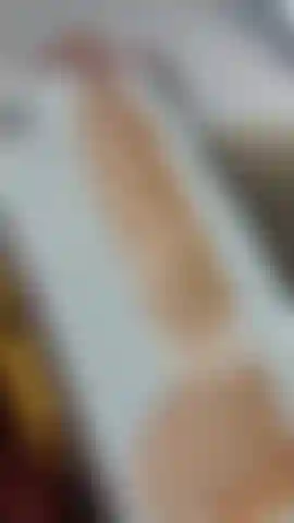 J'étais d'humeur coquine et je voulais essayer quelque chose de différent, alors j'utilise mon gode de 12 pouces que je n'ai utilisé qu'une seule fois auparavant ! Ce gode est énorme ! Puis-je l'adapter ? Est-ce que ça va m'étirer la chatte ? À quel point est-ce que ça va me faire jouir ? Découvrez par vous-même ! 15 Enceinte de plusieurs semaines !