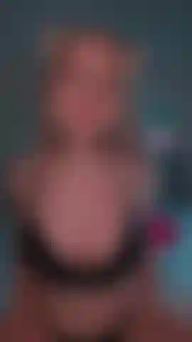 Cat girl fait une scène sph/ joi !