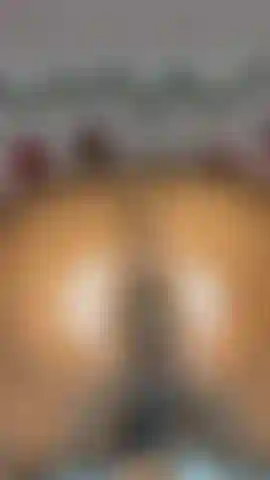 Up close squirting using vibrator