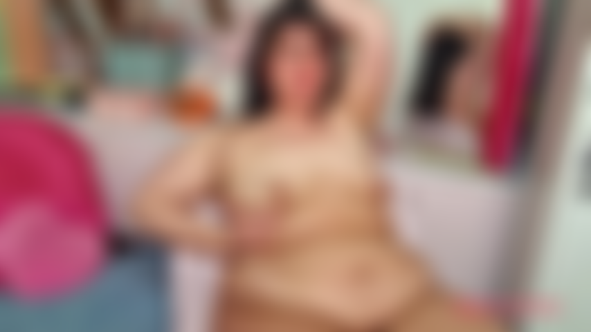 SLUTTY (HOT)WIFE SHARES FANTASIES
