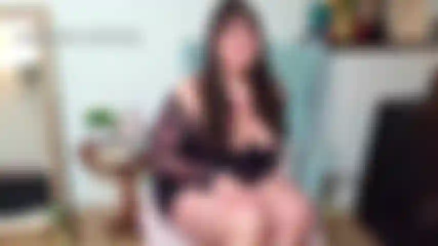 Avouez que vous aimez les grosses filles - jeux de ventre, joi, joe + gros mots !