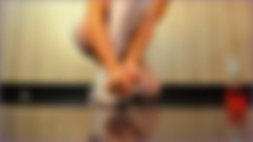 Ciaras fait un footjob incroyable.