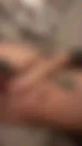 I can’t go 5 minutes without touching myself.. 🤤 touching my pussy w/ face included