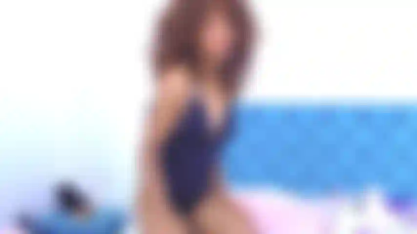 Une ado sexy ! Danse sexy.