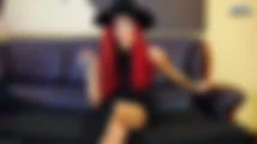 Belle-mère aime une bonne pute.