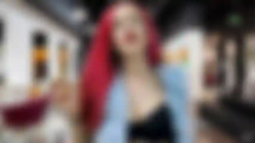 Plus elle est petite, mieux c'est (coutume).