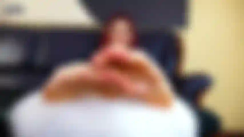 Aux pieds empoisonnés.