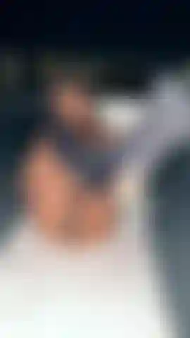 Footjob pour les amoureux des pieds (fétichisme).