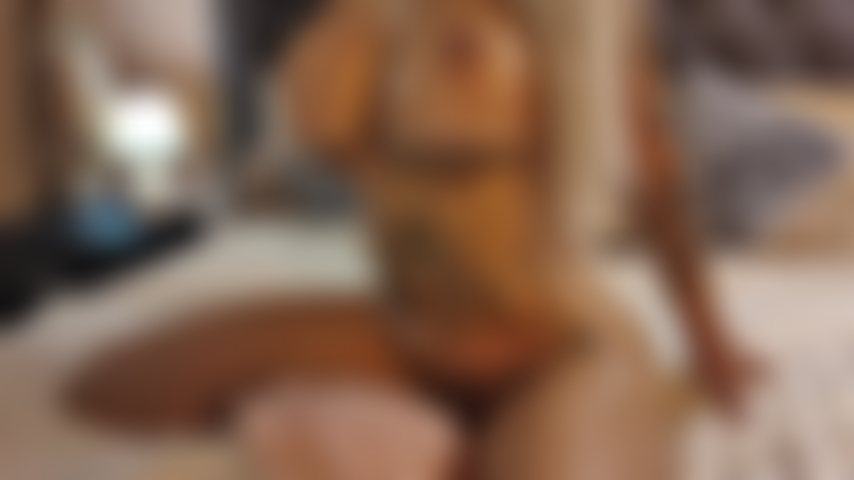 Surprise en train de frotter mon oreiller