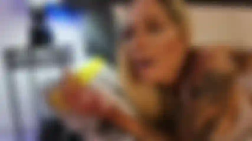 Bonus gold show - anal fuck surprise, je me suis trompé de trou et j'ai continué à jouer.