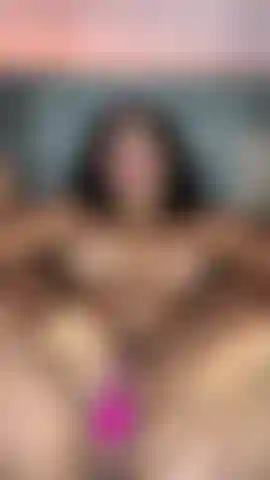 WET PUSSY AND LUSH RUBBING MY CLIT