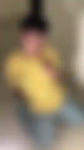 I want you to come closer yes, you.From the moment you start looking at me, you'll feel like this is just between us. It's no coincidence that you're here, and believe me I'm going to make it worth it.